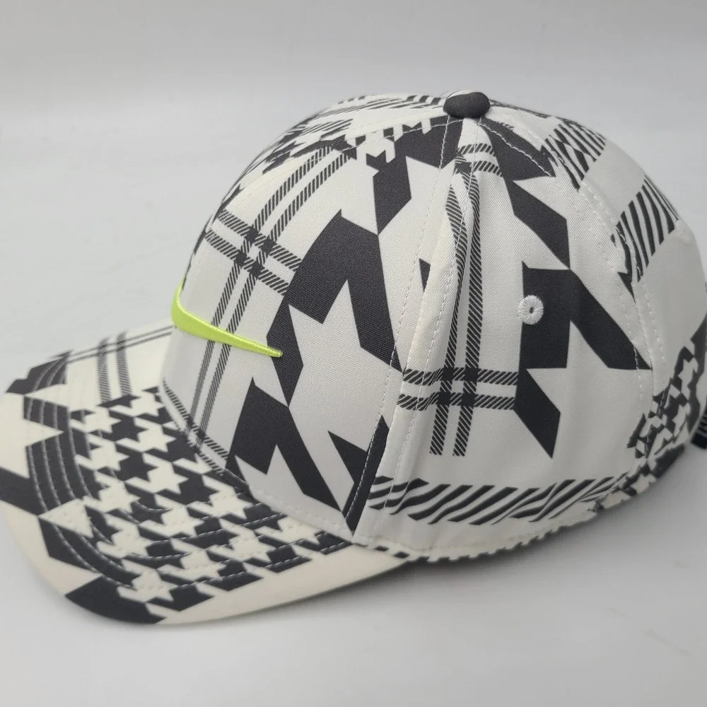 Nike hat strapback